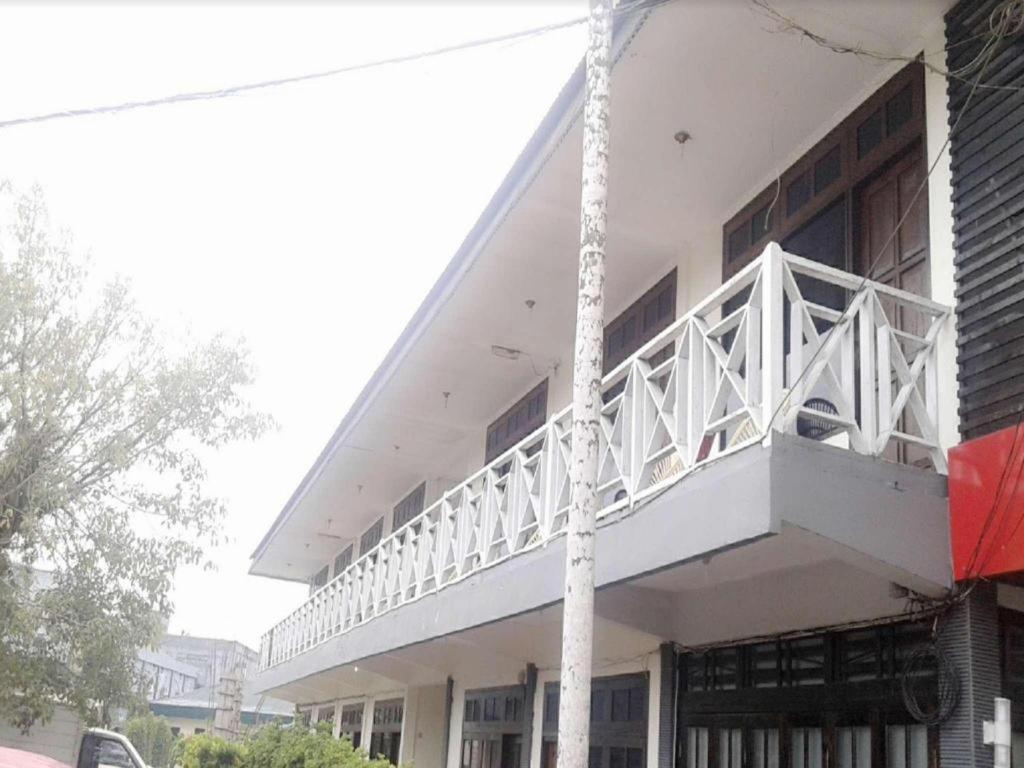 Serayu Hotel Timika Extérieur photo