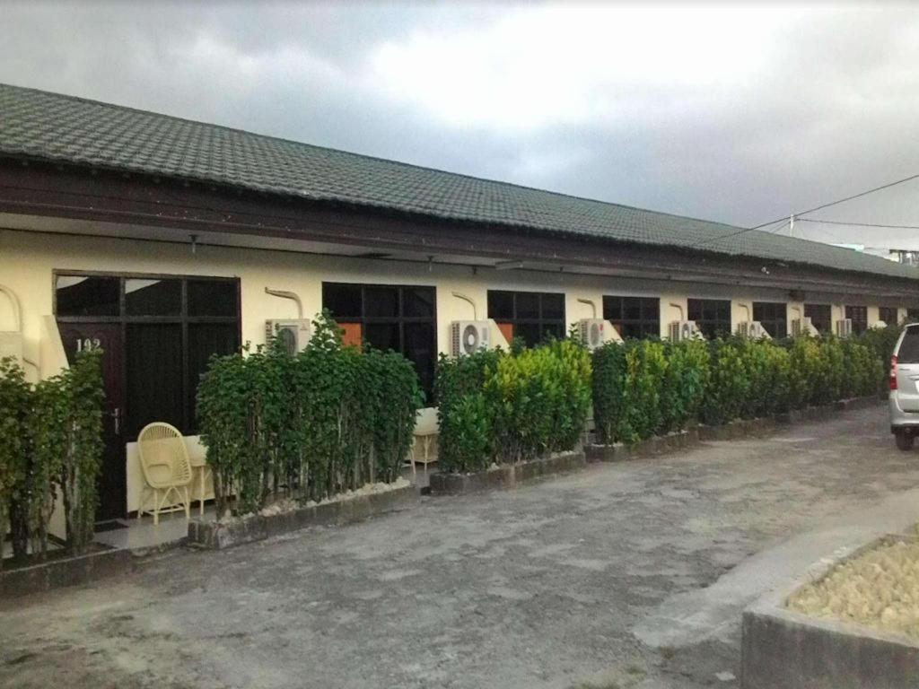 Serayu Hotel Timika Extérieur photo